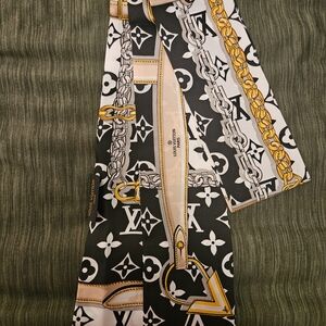 Designer Black and Gold Scarf